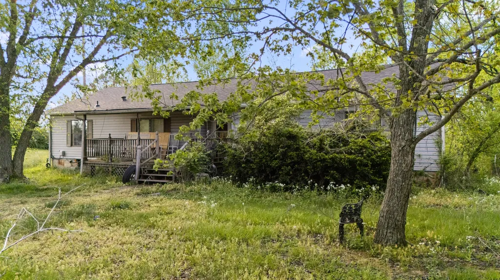 697 Goose Creek Road Winchester KY 40391