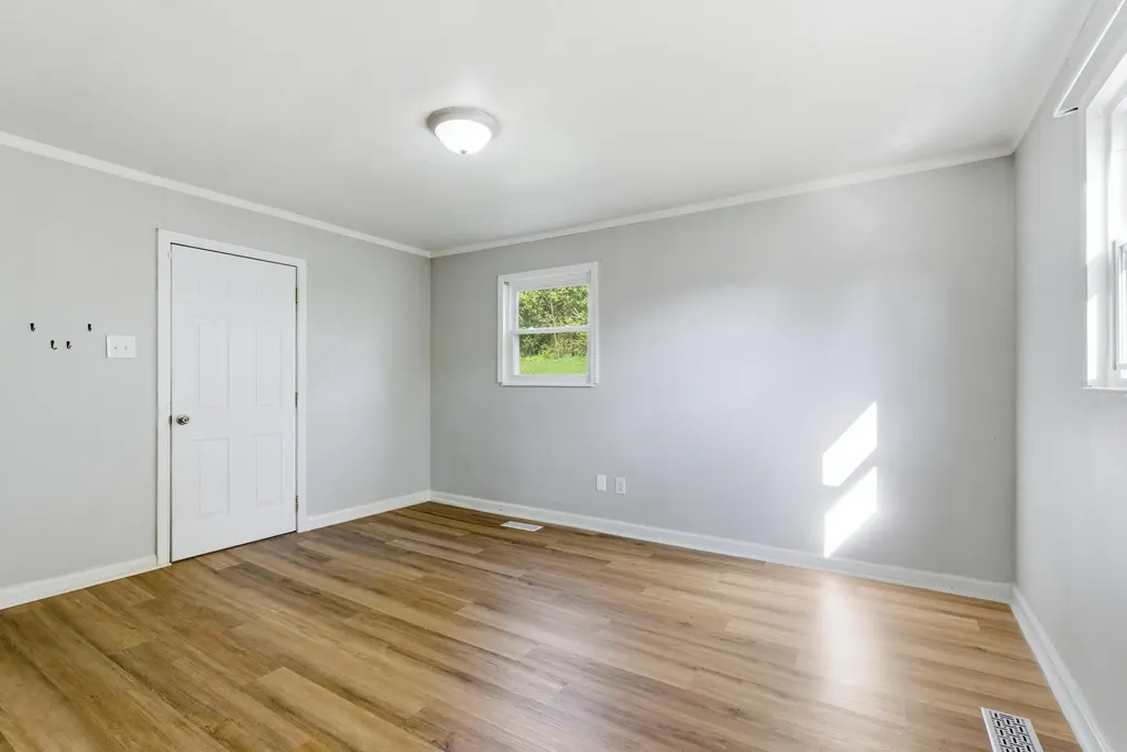 3728 Red River Drive Lexington KY 40517