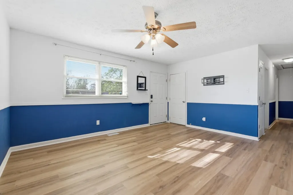 3728 Red River Drive Lexington KY 40517