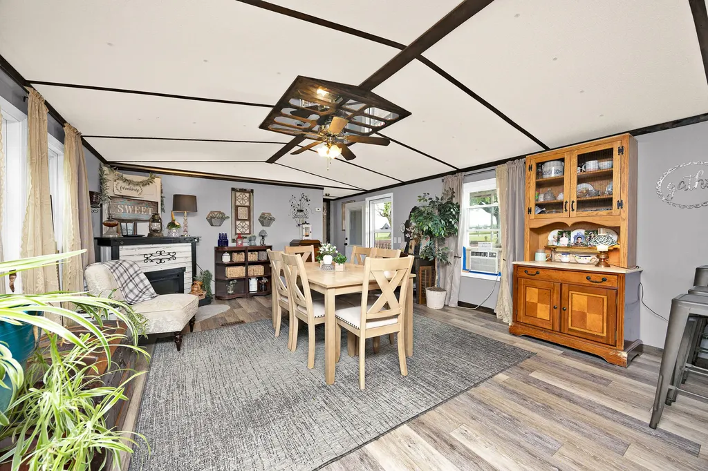 1794 Kirkwood Road Salvisa KY 40372