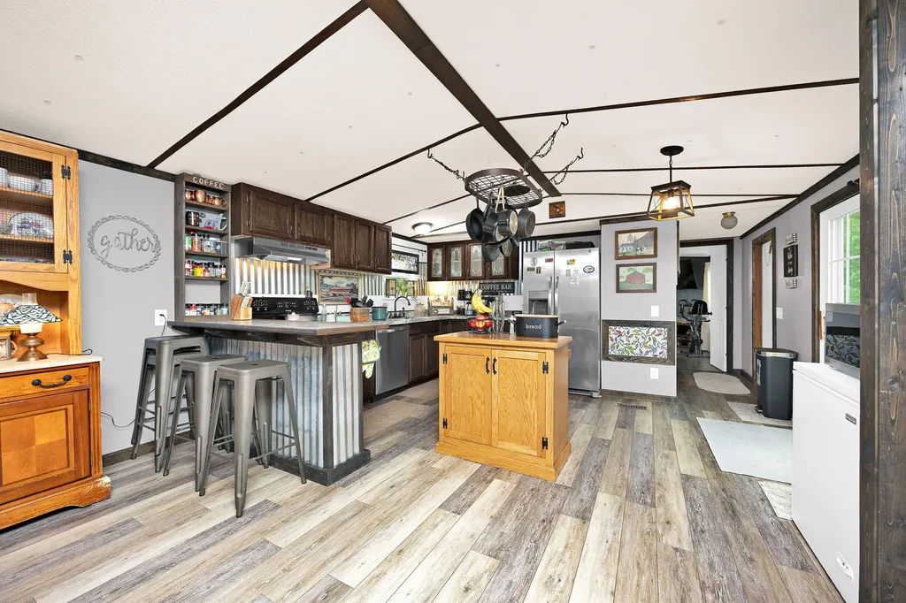 1794 Kirkwood Road Salvisa KY 40372