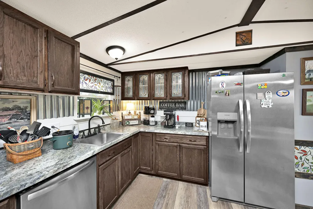 1794 Kirkwood Road Salvisa KY 40372