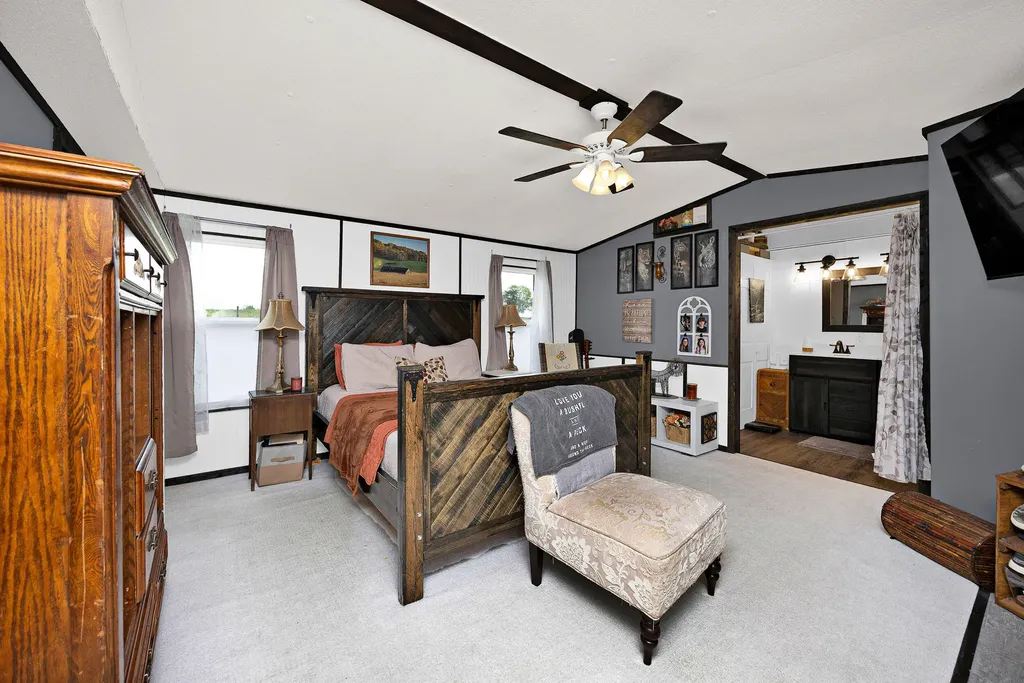 1794 Kirkwood Road Salvisa KY 40372