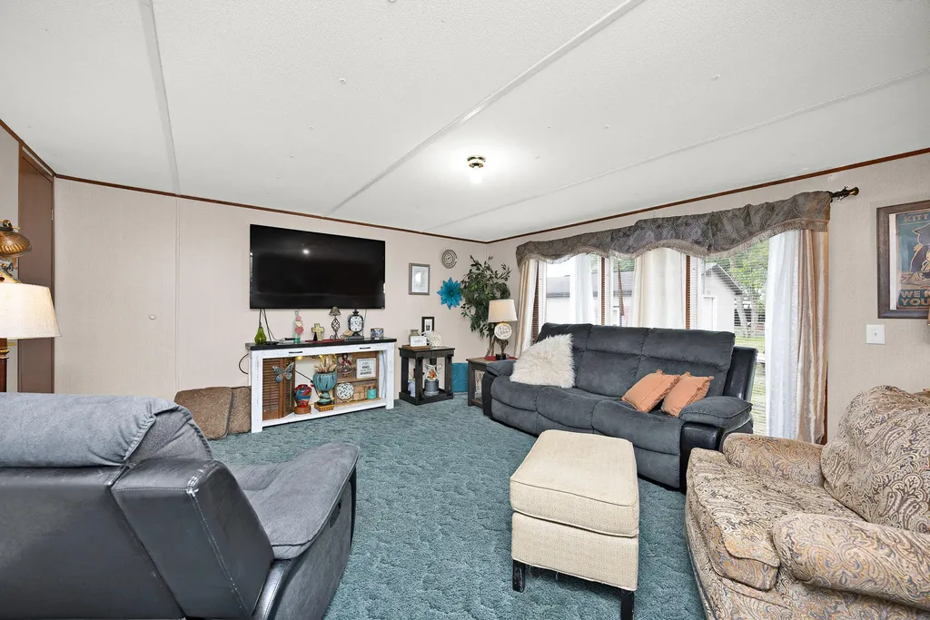 1794 Kirkwood Road Salvisa KY 40372