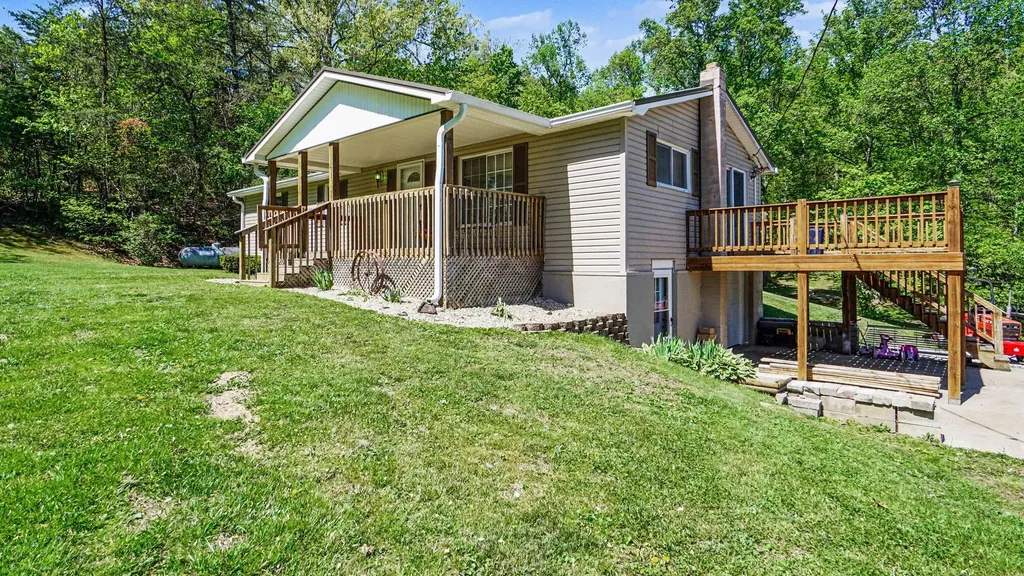 306 Trapp-goffs Corner Road Winchester KY 40391