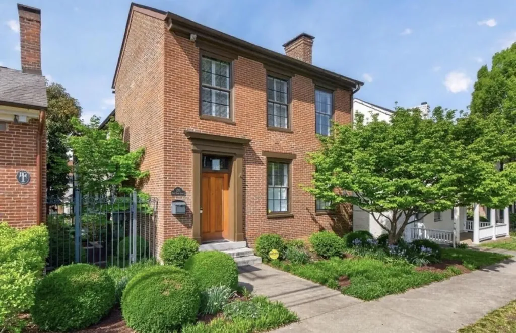 120 E Third Street Lexington KY 40508