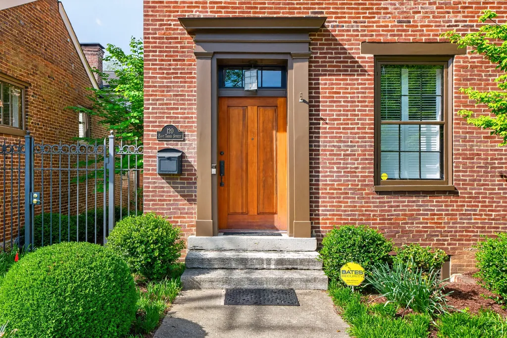 120 E Third Street Lexington KY 40508