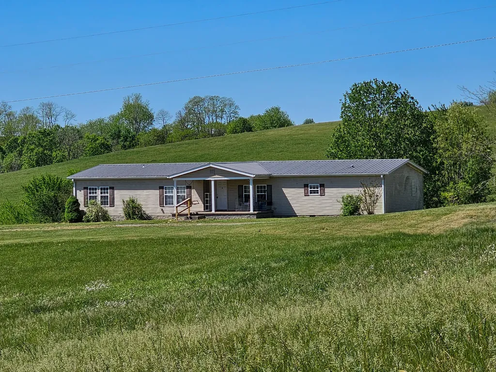 787 Moores Lane Stanford KY 40484