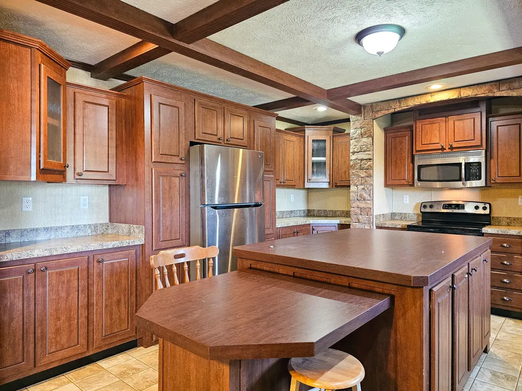 787 Moores Lane Stanford KY 40484