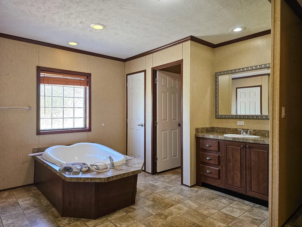 787 Moores Lane Stanford KY 40484