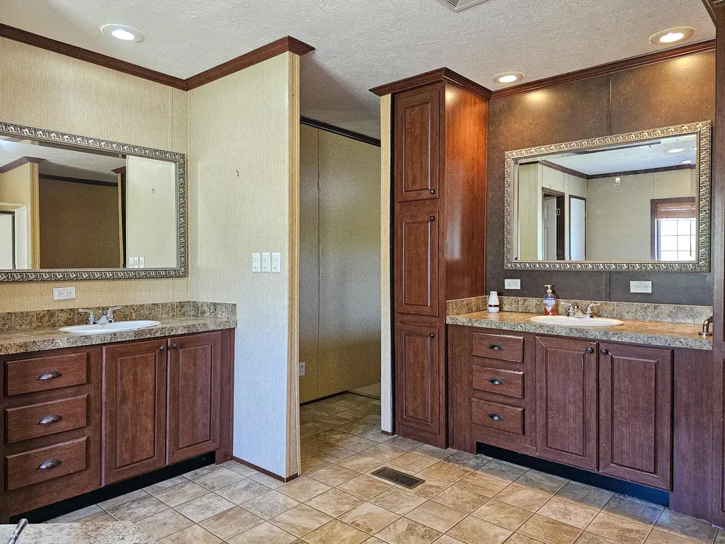 787 Moores Lane Stanford KY 40484