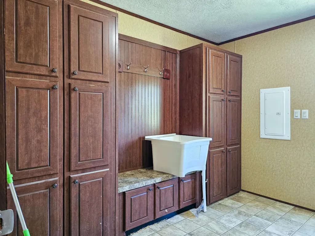 787 Moores Lane Stanford KY 40484