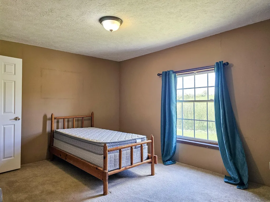 787 Moores Lane Stanford KY 40484