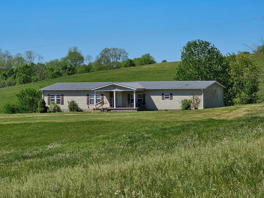 787 Moores Lane Stanford KY 40484