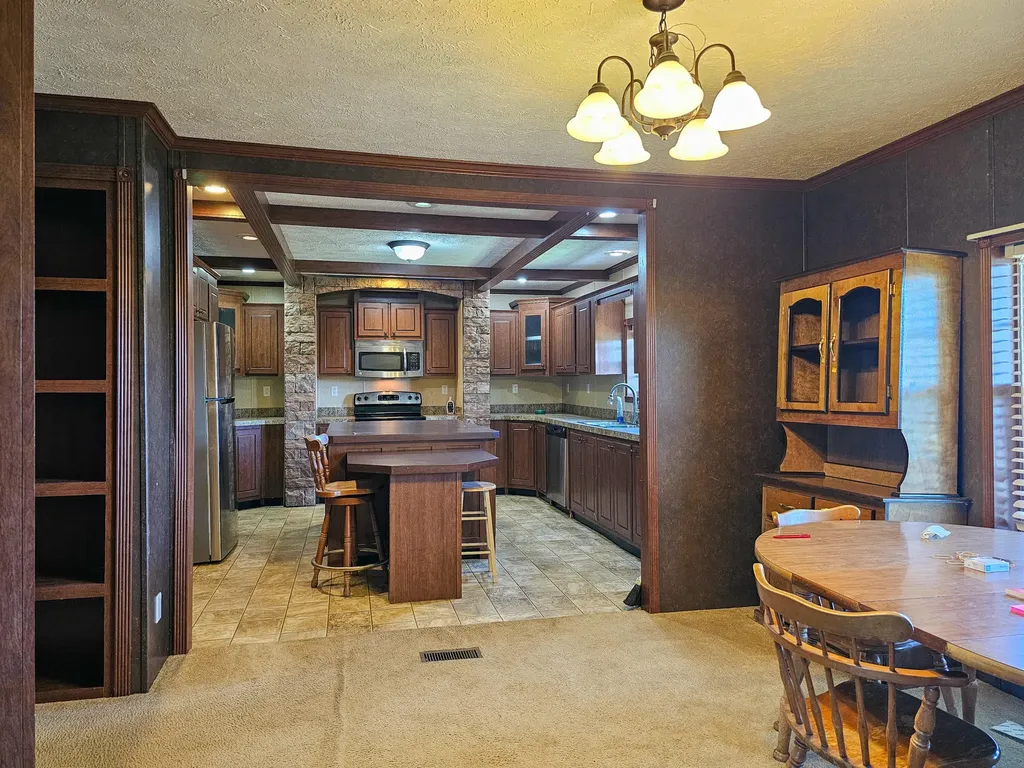 787 Moores Lane Stanford KY 40484