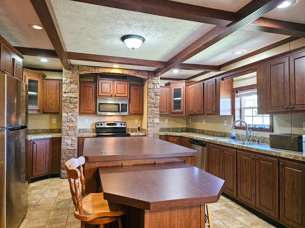787 Moores Lane Stanford KY 40484