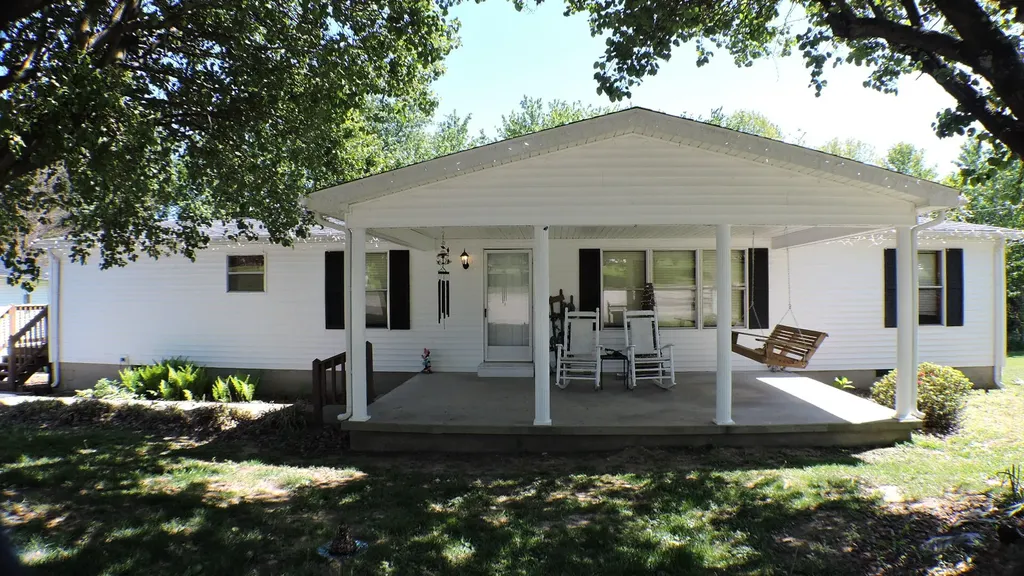 120 Springview Court Sharpsburg KY 40374