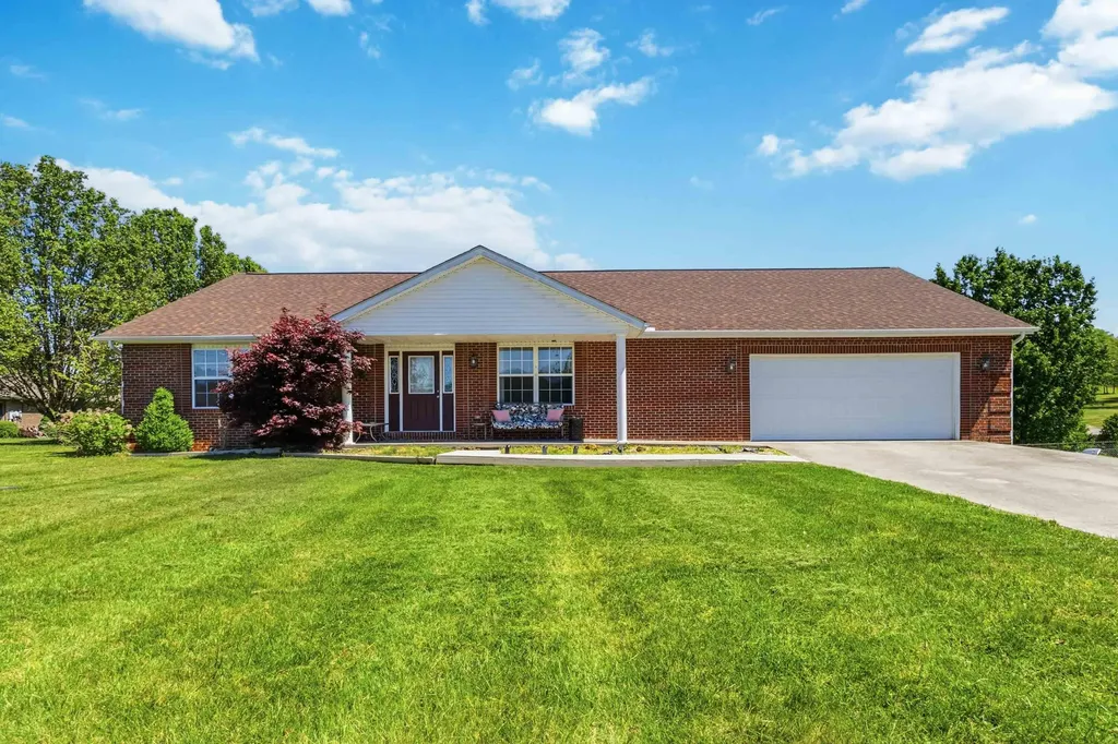 135 Country Acres Drive Somerset KY 42503