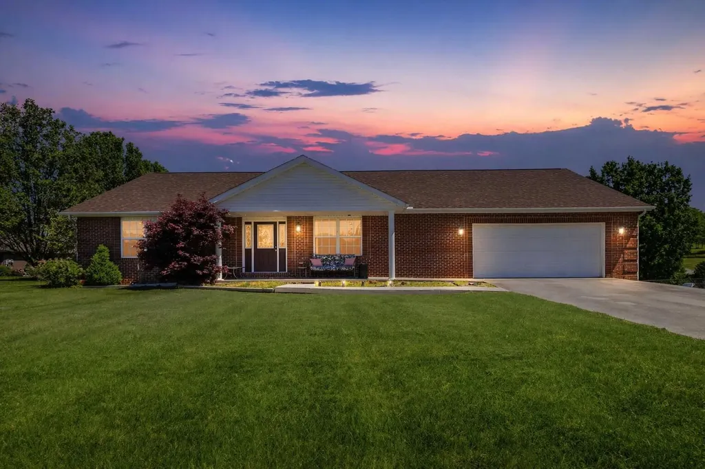 135 Country Acres Drive Somerset KY 42503