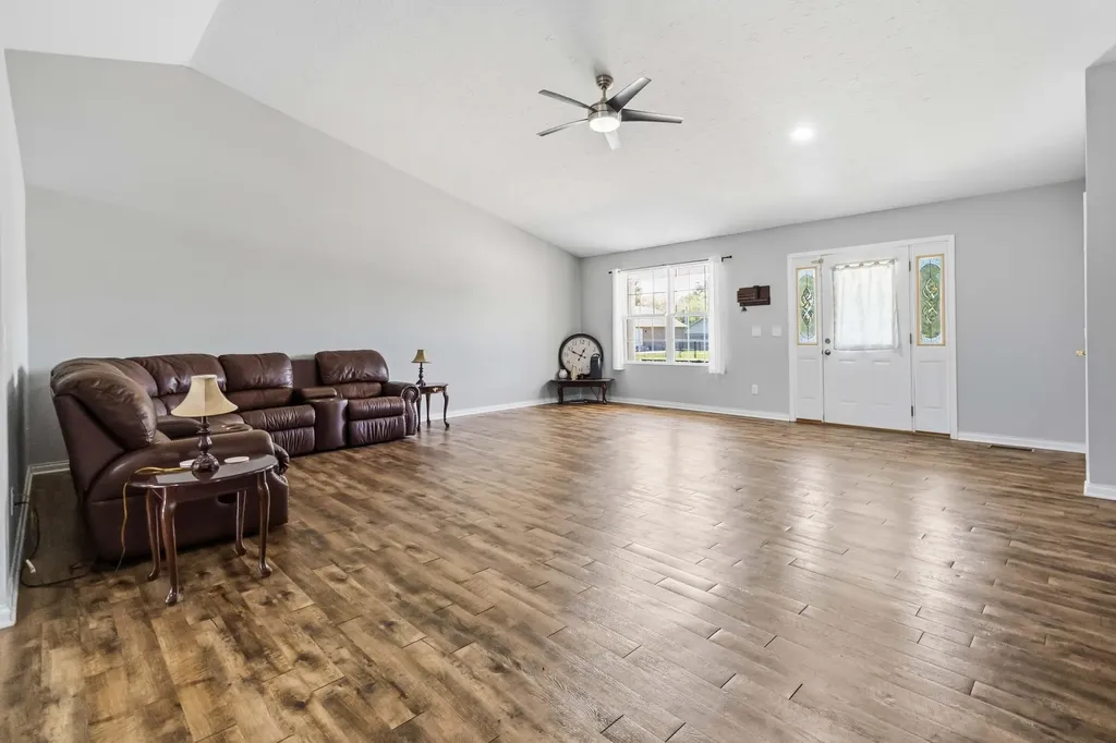 135 Country Acres Drive Somerset KY 42503