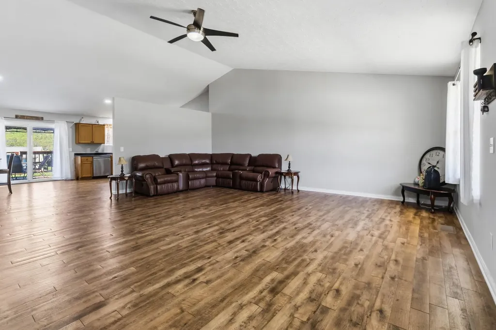 135 Country Acres Drive Somerset KY 42503