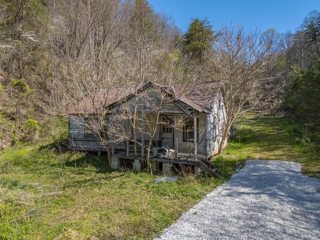 421 Stinson Branch Road West Liberty KY 41472