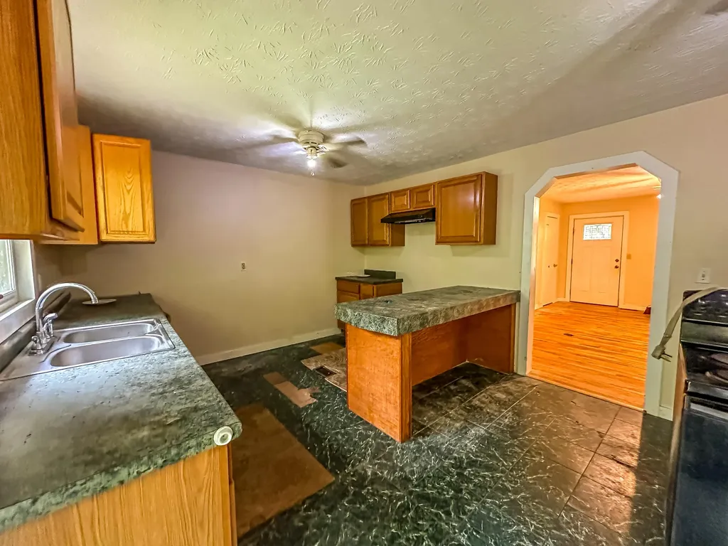876 Ky-3441 Barbourville KY 40906