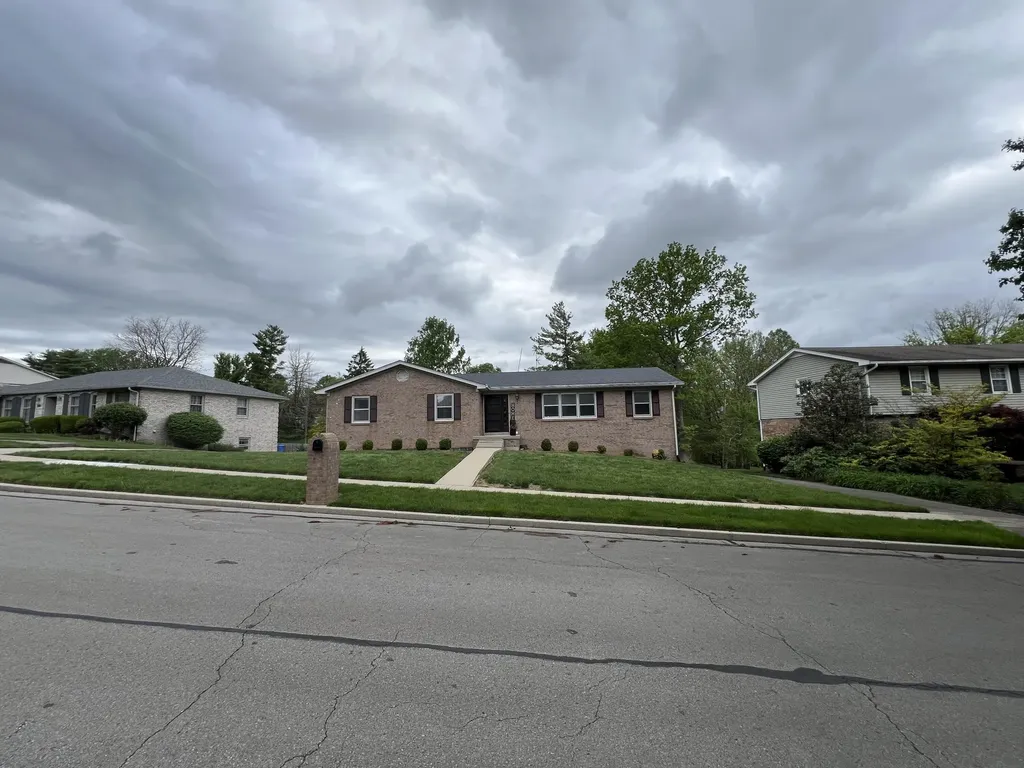 3416 Pinas Bay Drive Lexington KY 40502