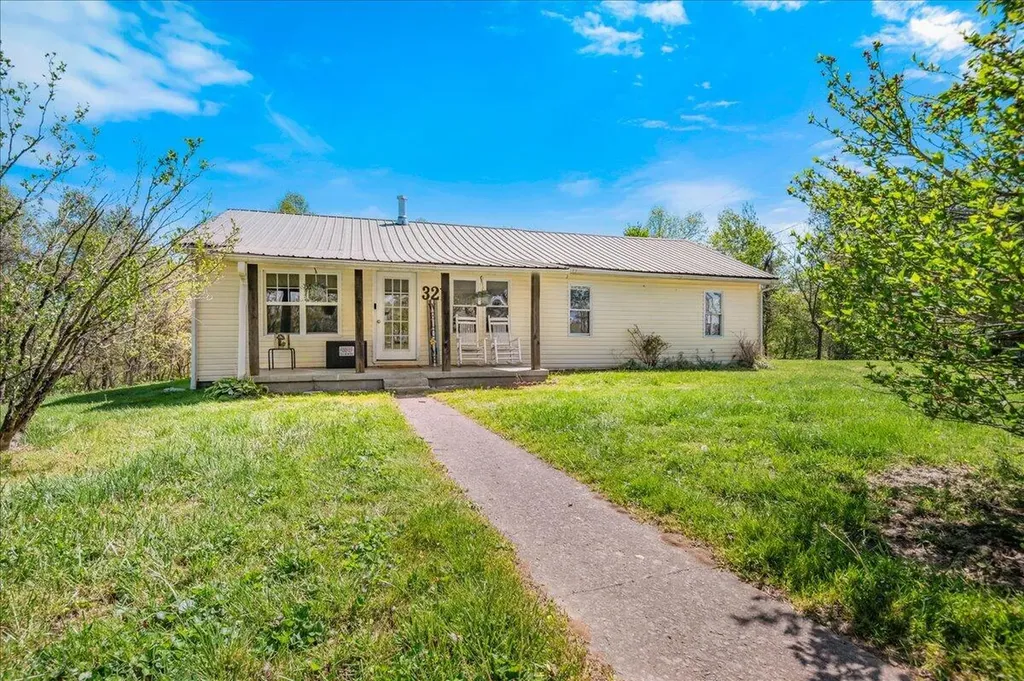 321 Elza Road London KY 40741