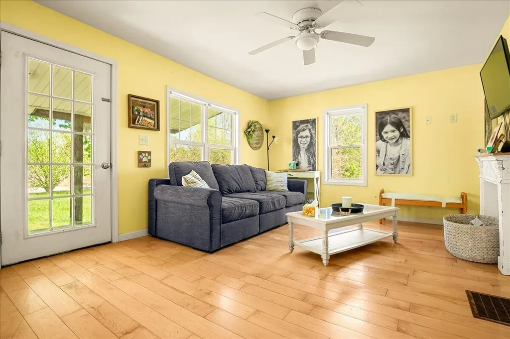 321 Elza Road London KY 40741