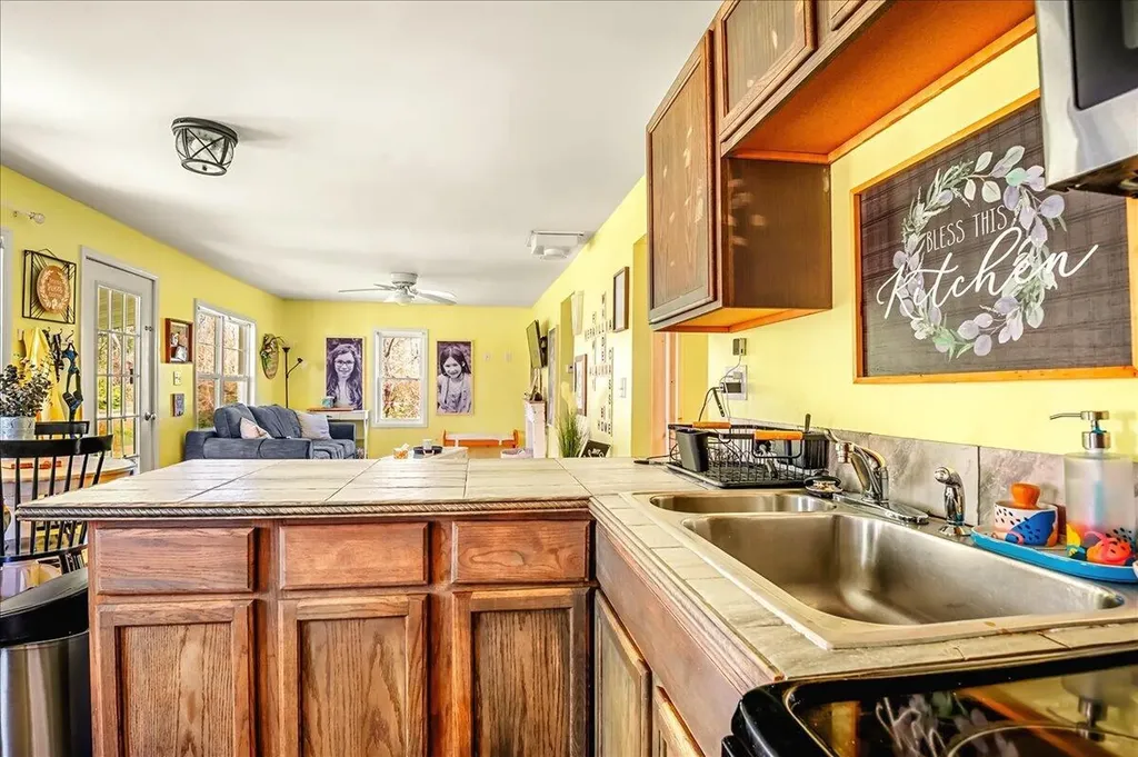 321 Elza Road London KY 40741
