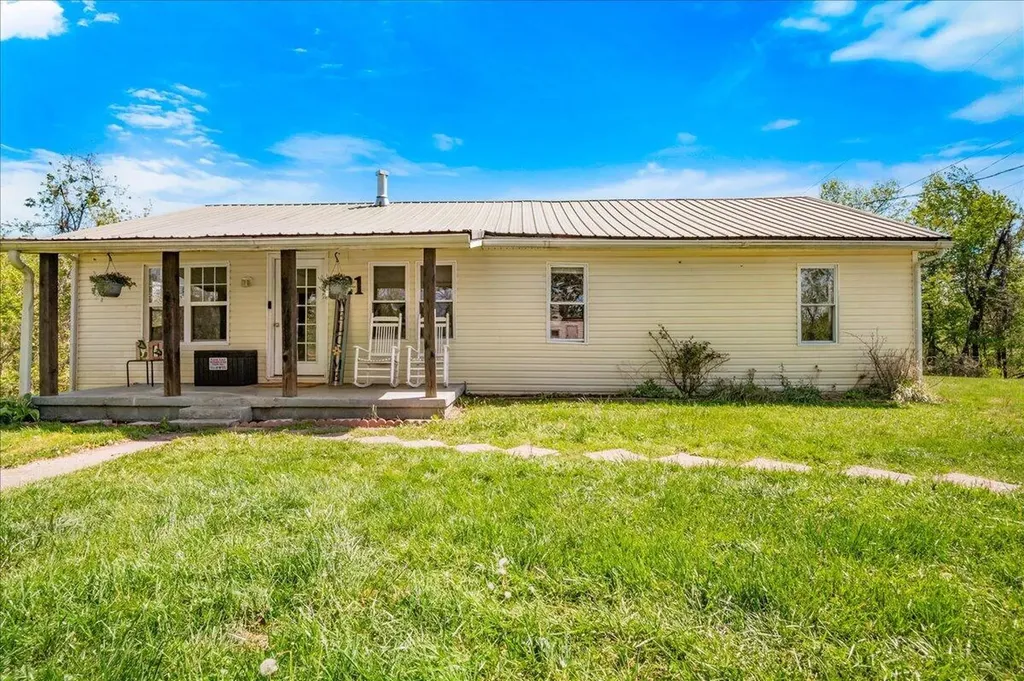 321 Elza Road London KY 40741