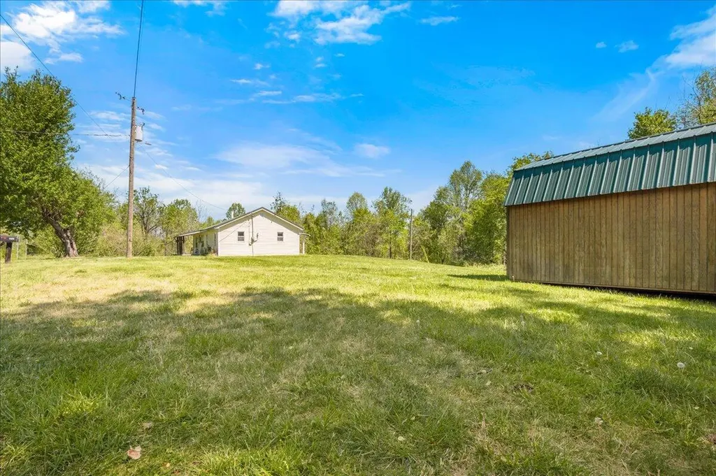 321 Elza Road London KY 40741