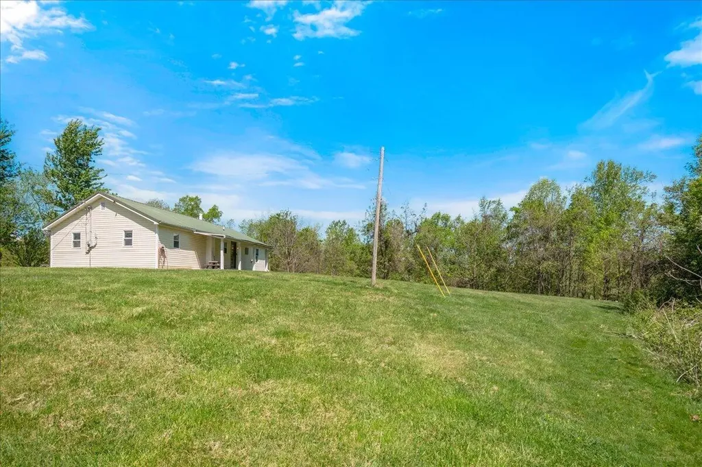 321 Elza Road London KY 40741