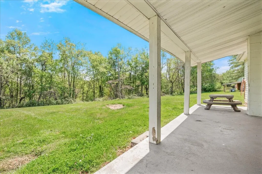 321 Elza Road London KY 40741