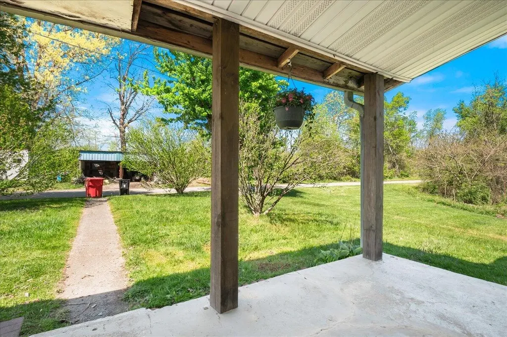 321 Elza Road London KY 40741