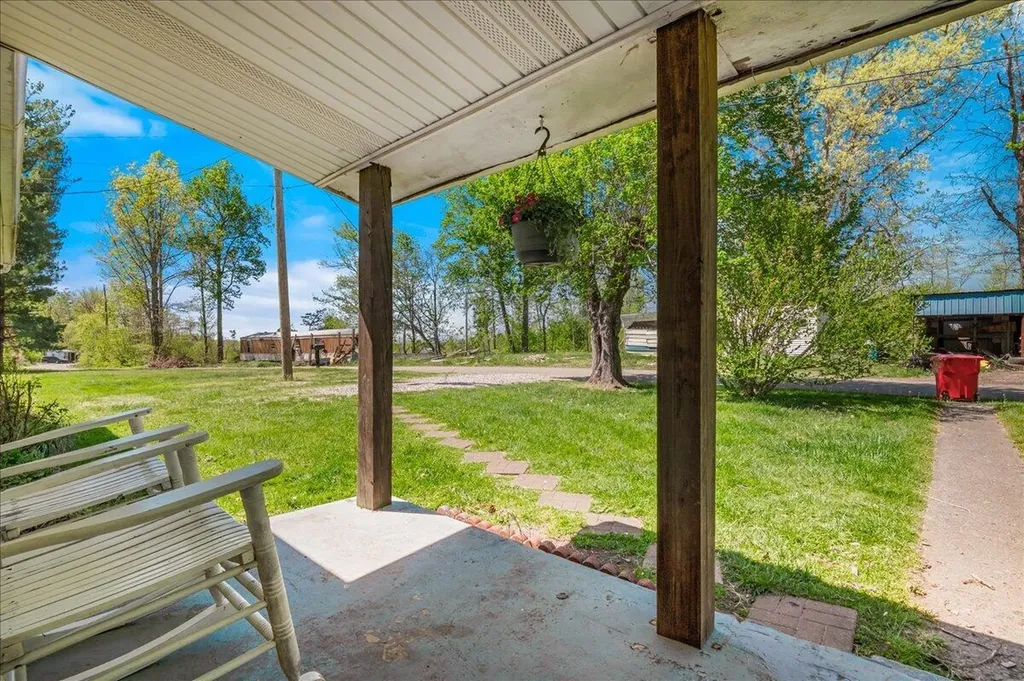 321 Elza Road London KY 40741