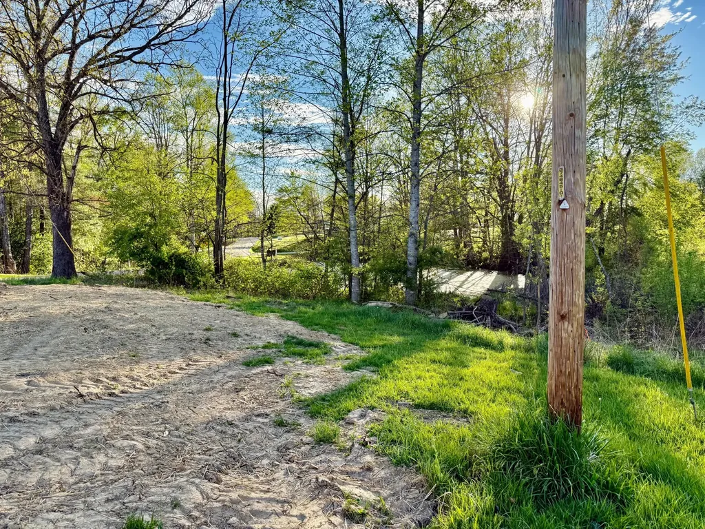 2867 Highway 3445 Tyner KY 40486