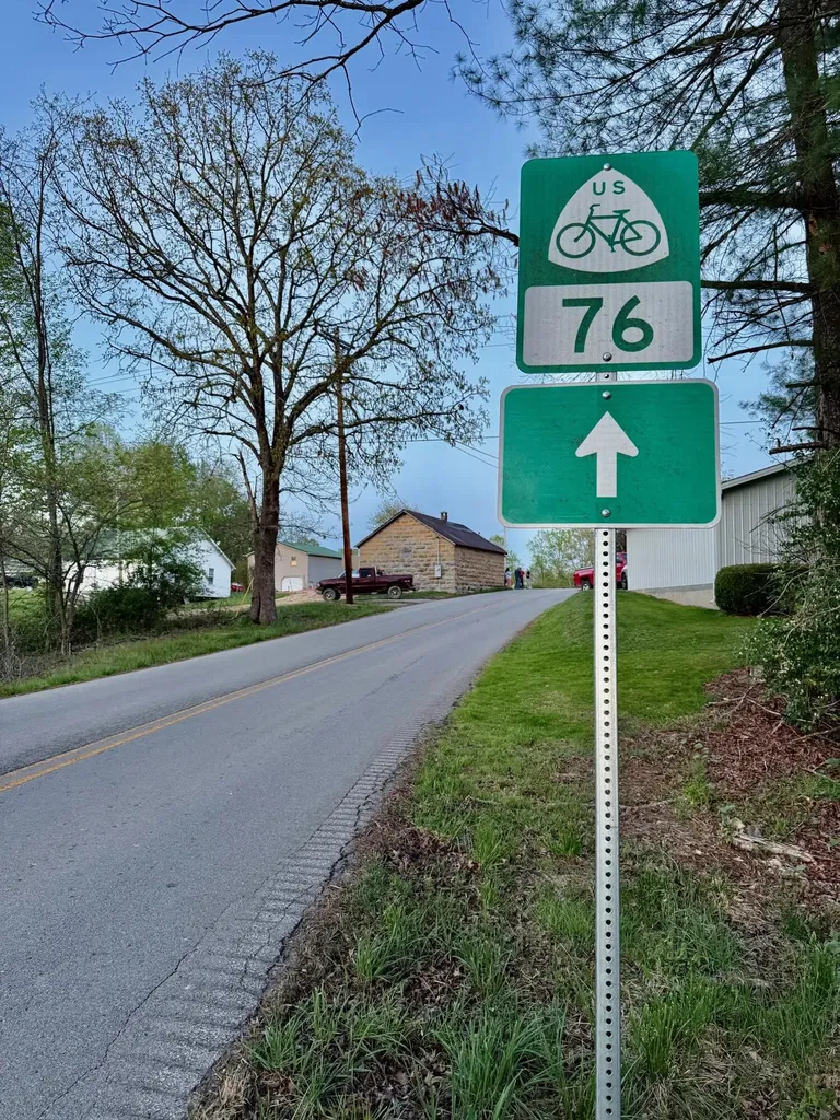 2867 Highway 3445 Tyner KY 40486