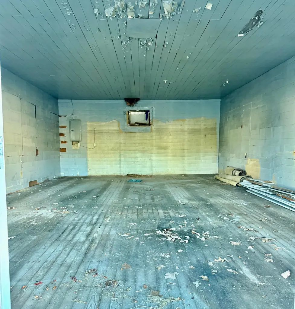 2867 Highway 3445 Tyner KY 40486