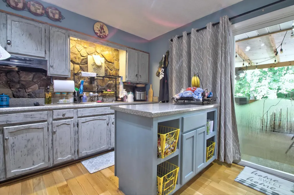 1512 Maple Lane Corbin KY 40701