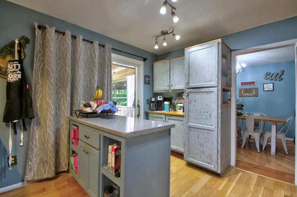 1512 Maple Lane Corbin KY 40701