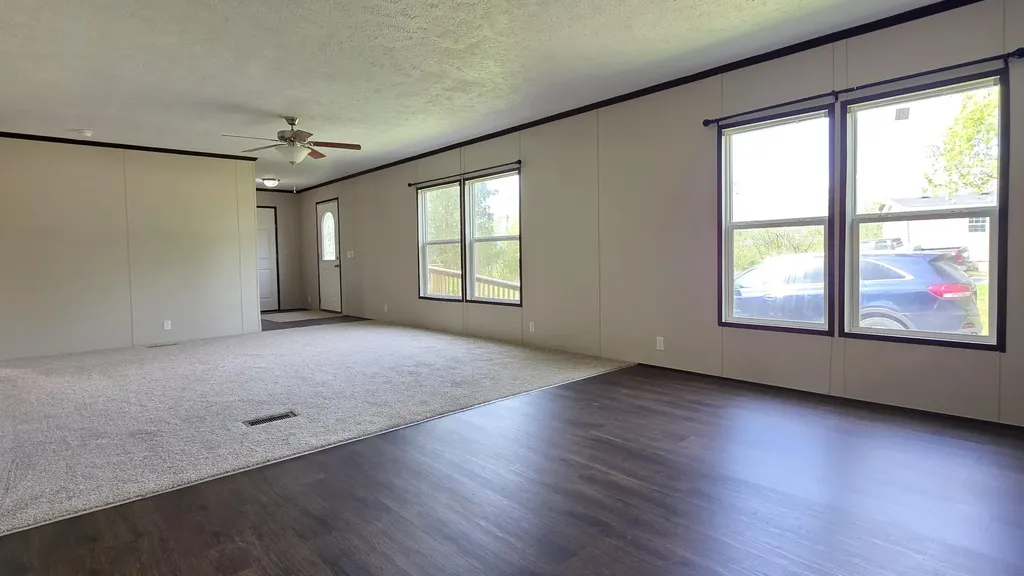235 Hillview Lane Bloomfield KY 40008