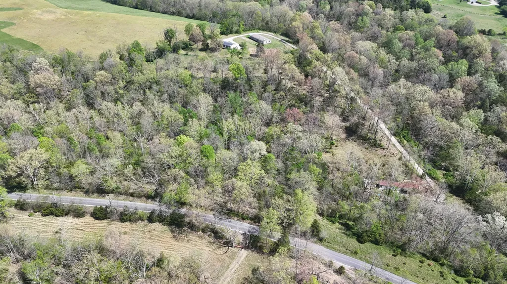235 Hillview Lane Bloomfield KY 40008
