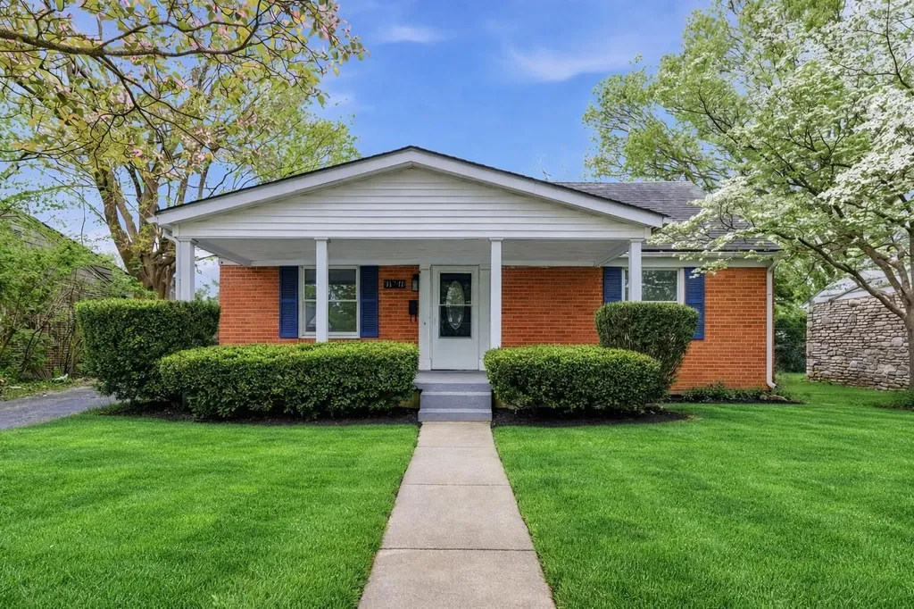 636 Stratford Drive Lexington KY 40503