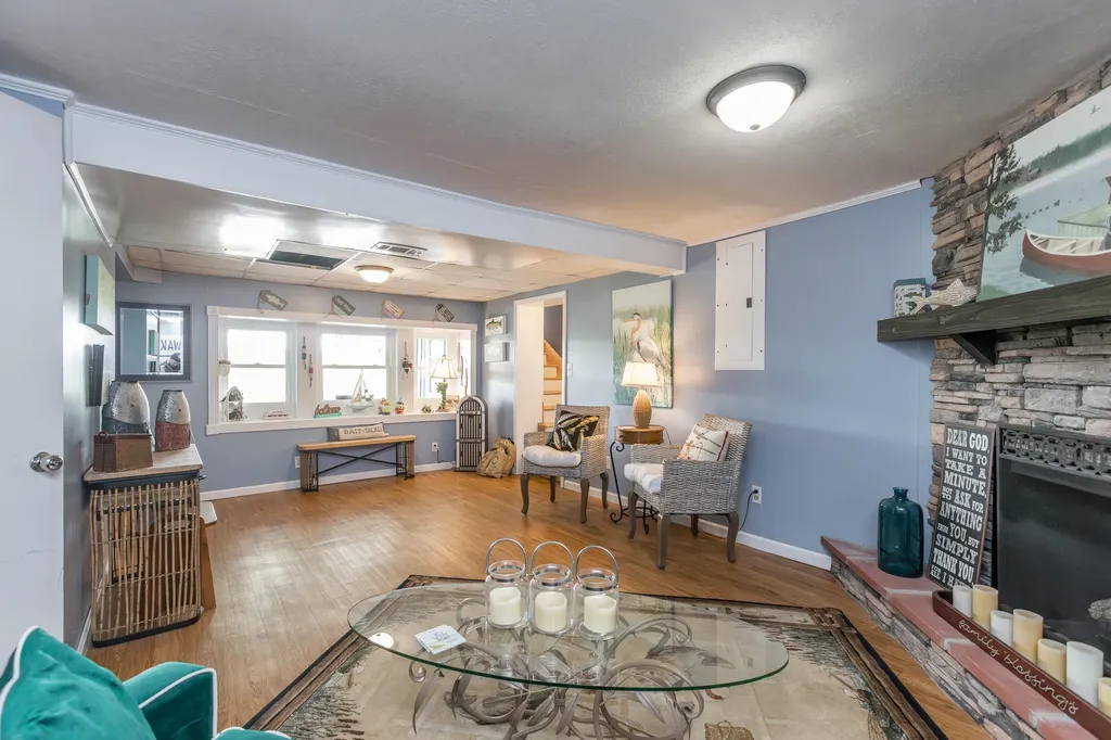 178 Lakeview Point Road Harrodsburg KY 40330