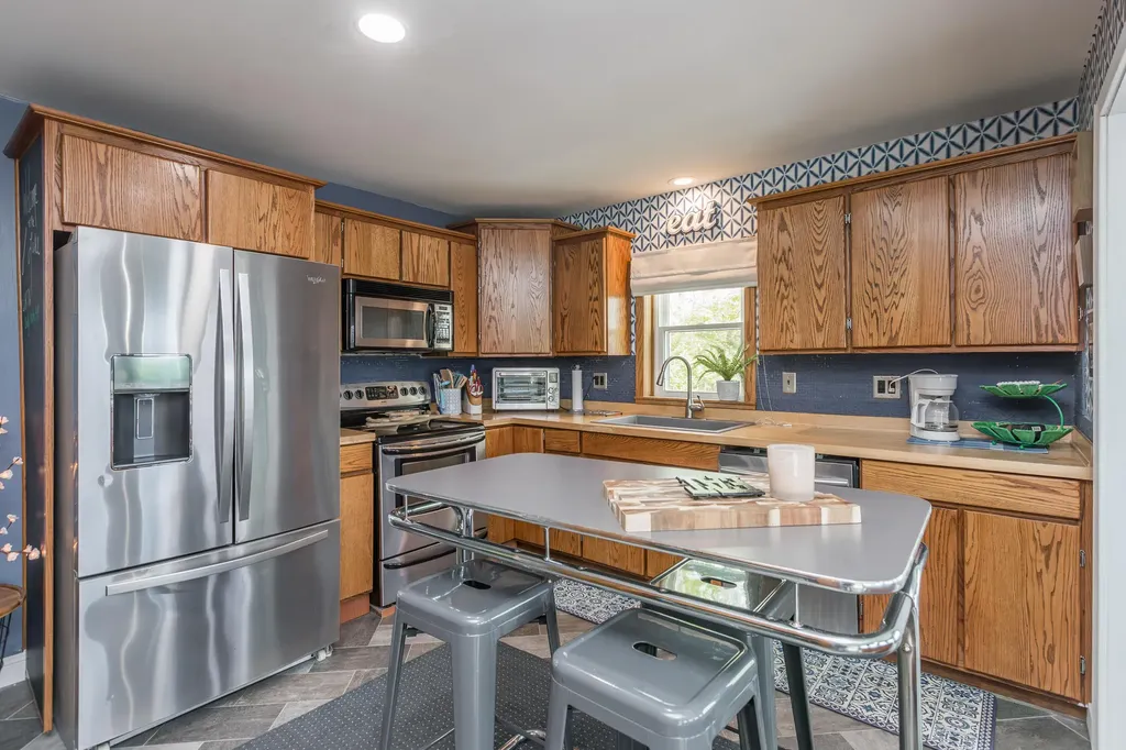 178 Lakeview Point Road Harrodsburg KY 40330