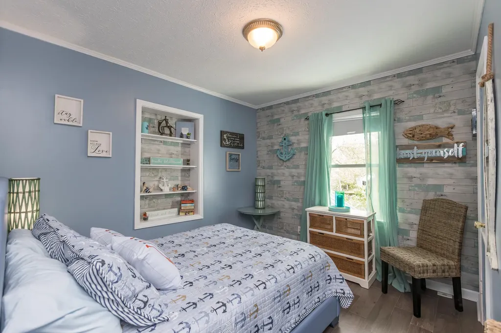 178 Lakeview Point Road Harrodsburg KY 40330