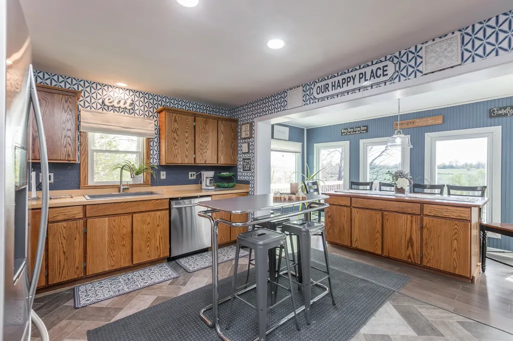 178 Lakeview Point Road Harrodsburg KY 40330