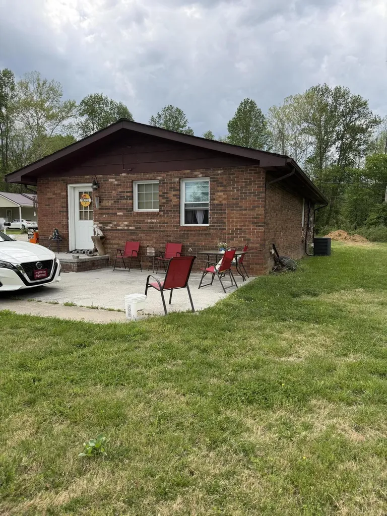 212 N 5th Street Williamsburg KY 40769